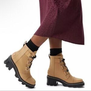 Sorel Tan Beige Joan Now Lace Chunky Heel Platform Boot